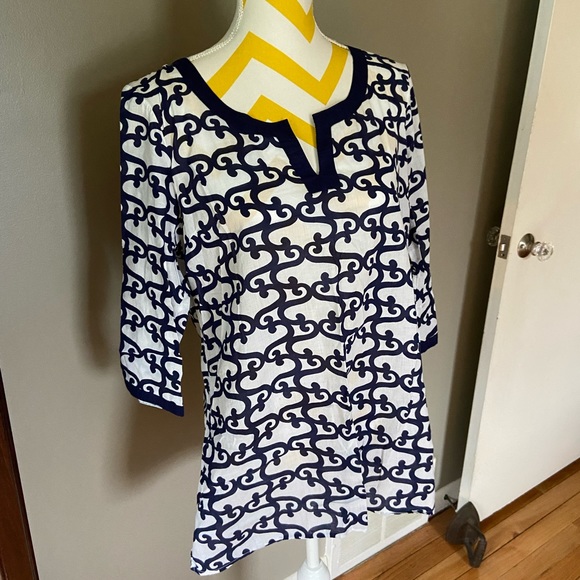 Patterned Tunic - Picture 2 of 7